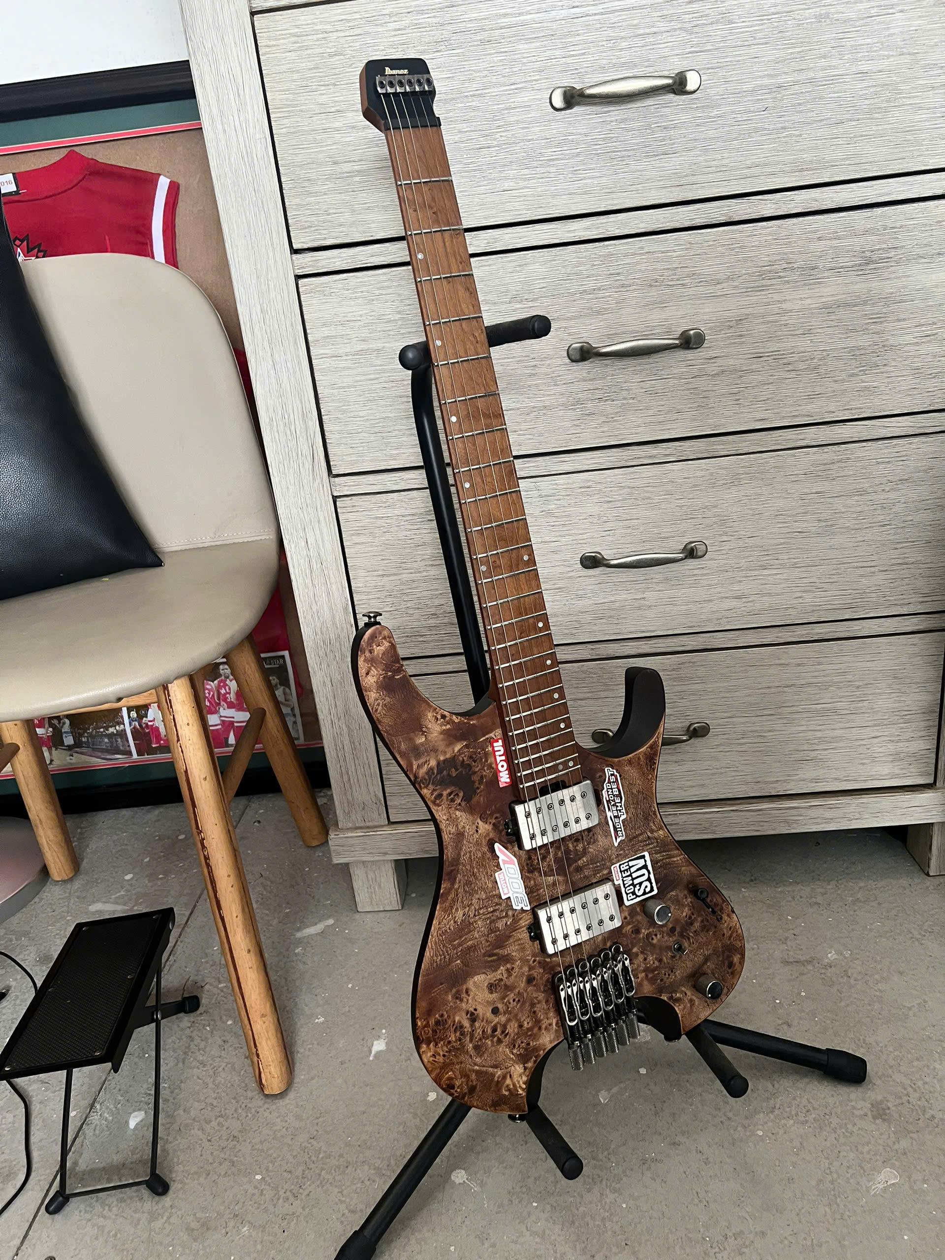 Guitar iBanez Headless